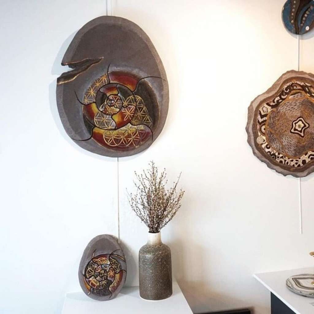 Oeuf de vie création Pépite de lave dans un salon